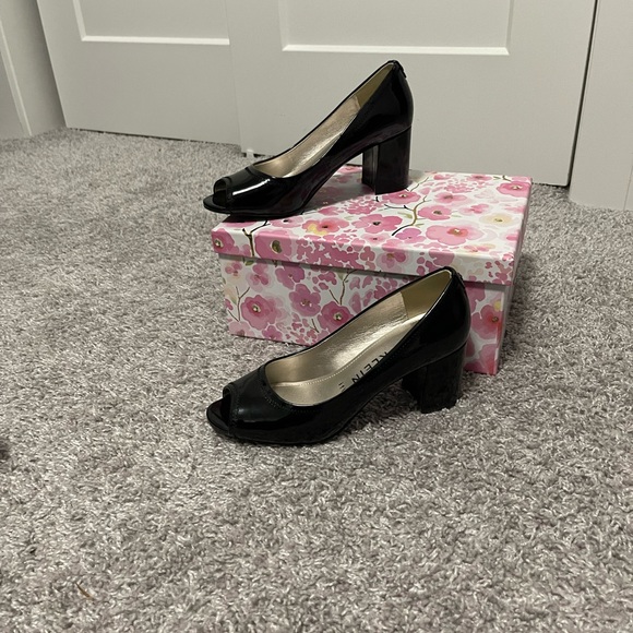 2𝒇𝒐𝒓$60 ANNE KLEIN iFlex MaryJo Peep Toe Pumps 2.5''heels Size7 - Picture 5 of 7